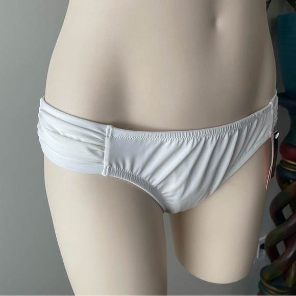Victorias Secret Cheeky Skimpy Bikini Swim Bottom Solid White NWT Size Large - Picture 4 of 7